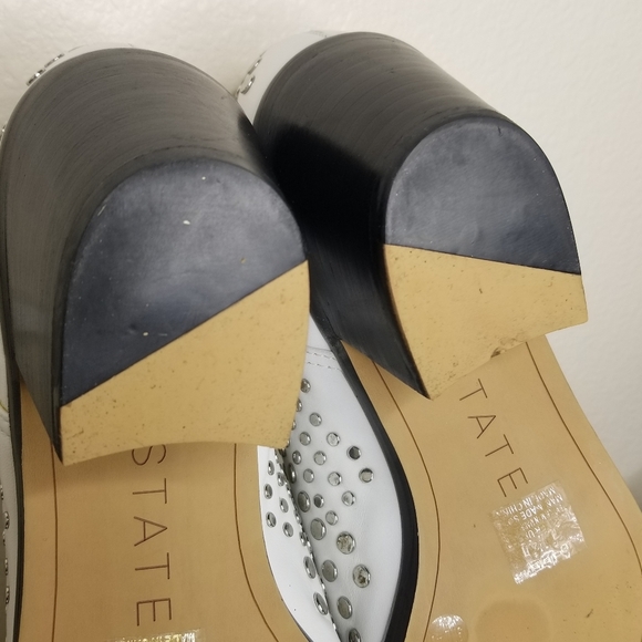 1. State Lexey Ankle Booties Womens 9M Chrome Studs White Western Boots Nailhead - Picture 13 of 16